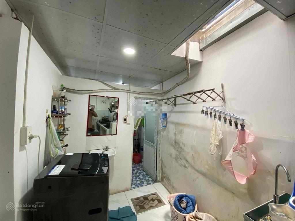Nhà nguyễn ảnh thủ, 4.5mx30m, 4pn riêng, hẻm 6 mét thông, tiện kinh doanh, giá 9 triệu
