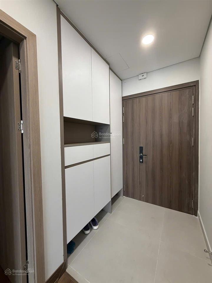 Nhượng căn 101m2 full nội thất dự án khai sơn city, đã có sổ 8.6 tỷ bao thuế phí  0981 649 ***