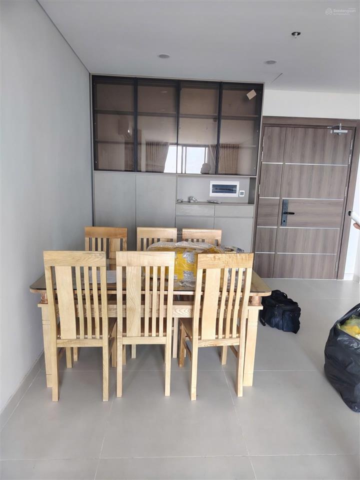 Chính chủ bán căn 2pn 89m2 có đồ toà k6 chung cư khai sơn giá 7.2 tỷ bao thuế phí  0981 649 ***