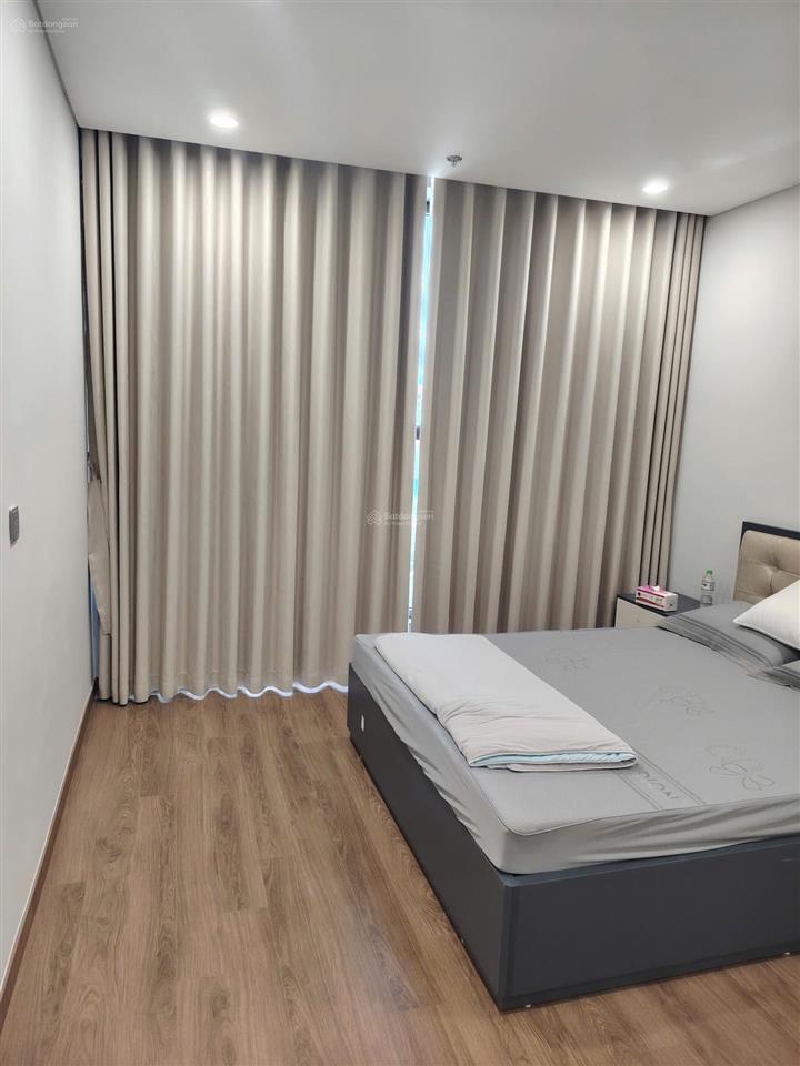 Chính chủ bán căn 2pn 89m2 có đồ toà k6 chung cư khai sơn giá 7.2 tỷ bao thuế phí  0981 649 ***