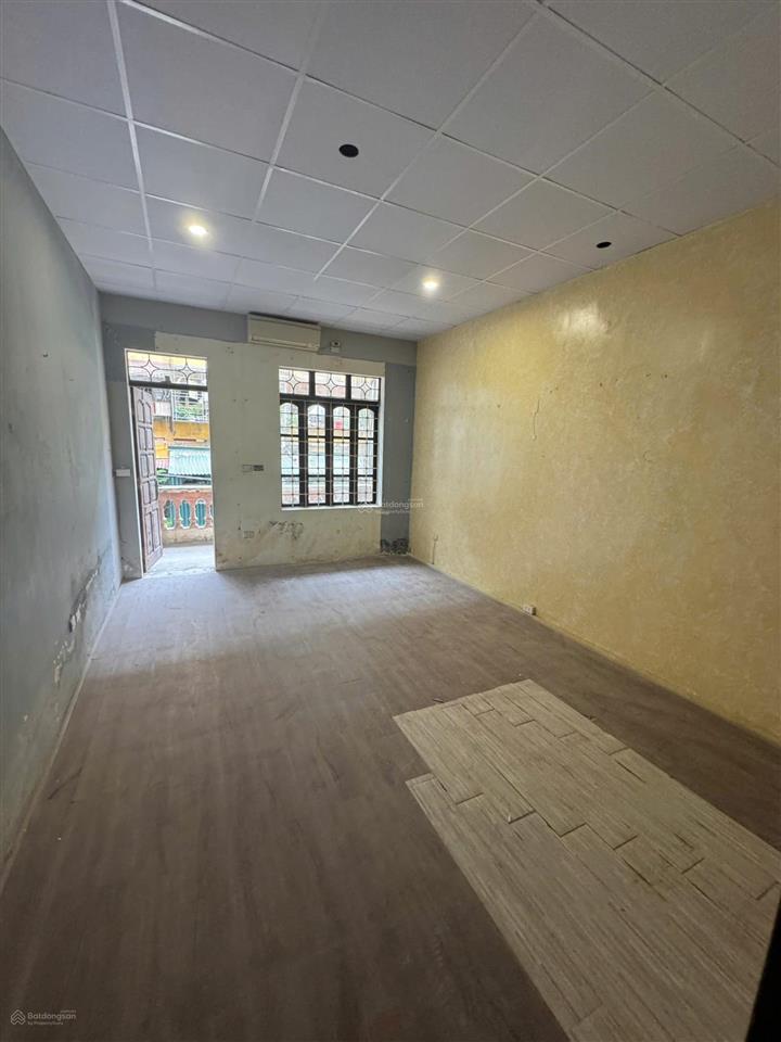 Cho thuê nhà nguyên căn, dt 70 m², ngõ ô tô tránh tại số 21, ngách 37, ngõ 167 tây sơn, hà nội