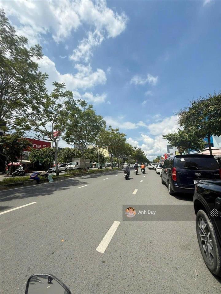 Đất vàng thảo điền. dt 17 x 25m (500m2). xd hầm + 7 tầng (gần 2000m2 sàn). giá 77 tỷ (154 tr/m2)