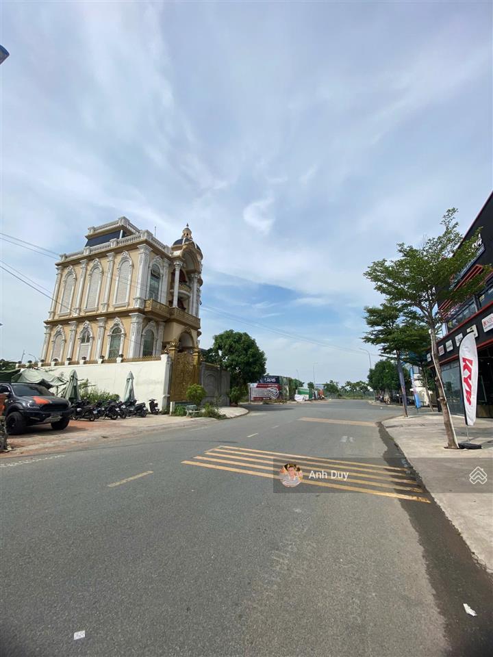 Tòa nhà 5 tầng góc 2 mt thảo điền, q2. dt 10 x 11m (110m2). hđt 70 triệu/tháng. giá 46 tỷ tl