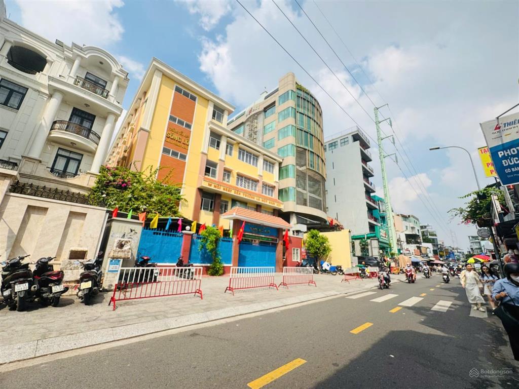 Góc 3 mặt tiền quang trung  phạm văn chiêu, p14, gò vấp. 1381m2. hđt 210tr/th. giá 130 tỷ