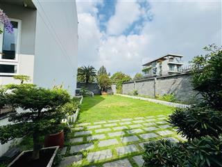 Biệt thự sân vườn view sông sài gòn đường 103, thạnh mỹ lợi, q2. dt 20 x 23.5m (467m2). hầm + 4t