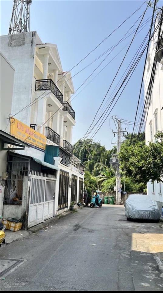 Đất trống 1000m2 giá rẻ có sẵn nhà cấp 4 ngay ngã 4 bình phước kd đa ngành