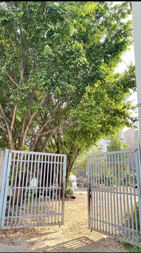Đất trống 1000m2 giá rẻ có sẵn nhà cấp 4 ngay ngã 4 bình phước kd đa ngành