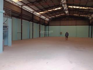 Kho xưởng 300m xe cont văn phòng 3 pha sạch đẹp ql 13 ngã 4 bình phước