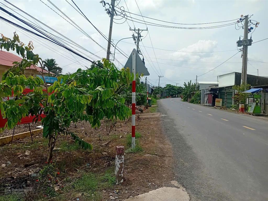 Bán đất nhà vườn chính chủ 563m2 có 160m2 thổ cư, đường ô tô tại xã tân phú, tân phú đông