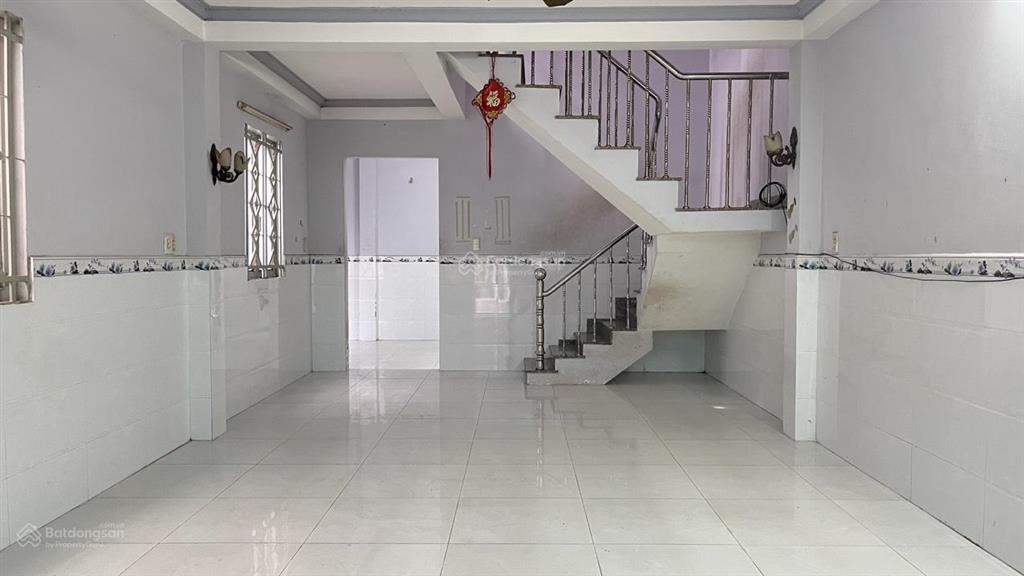 Chính chủ bán nhà hẻm thông, xe ba gác quay đầu tại p7 quận 8, dt 96m2 giá 6ty3