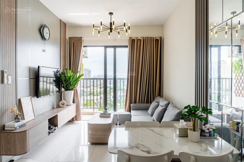 Bán căn hộ krista giá 5,4 tỷ nhà có nội thất, đã có sổ  0938 658 *** nhung