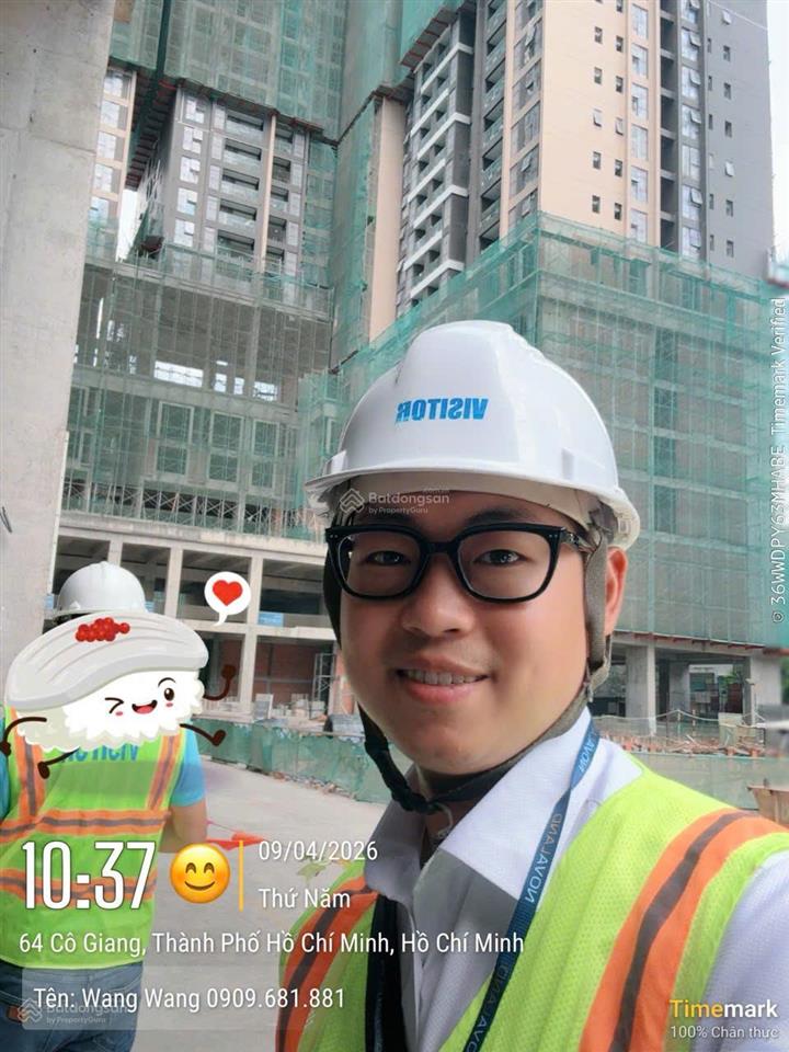 Tôi muốn bán căn 2pn the grand manhattan, có suất đậu xe định danh