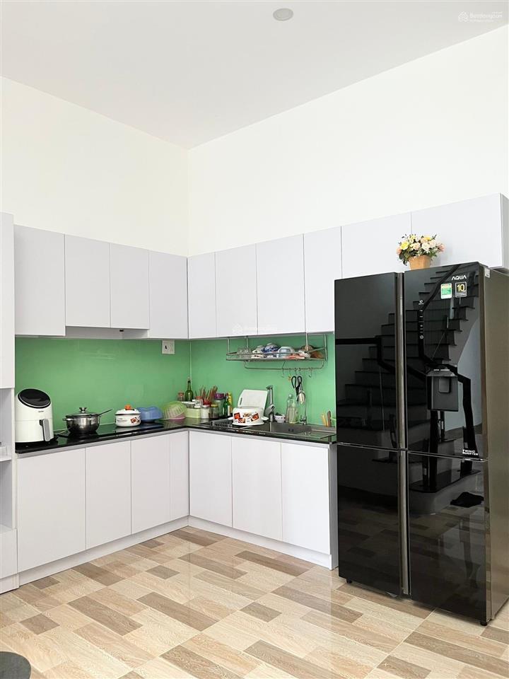 Nhà riêng bán tại phú đông, tuy hòa, phú yên, 3,xx tỷ, 100m2, vài bước chân là tới biển và sân bay