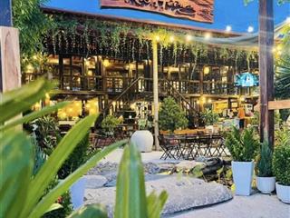 Bán biệt thự 13,xxxtyd đang kinh doanh quán cà phê, có dòng tiền, ngay vị trí đắc địa bậc nhất.