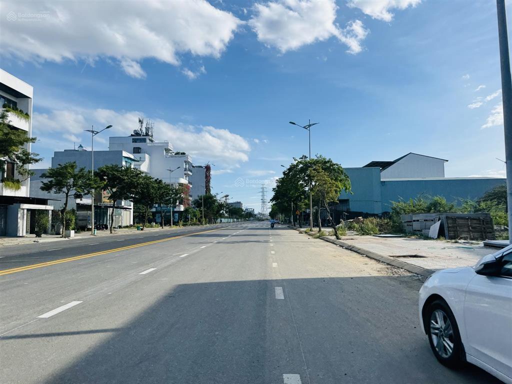 Bán cặp hàng dừa 29/3 hòa xuân, 250m2(10x25), vị trí đẹp, sản phẩm hiếm.  0934 880 ***
