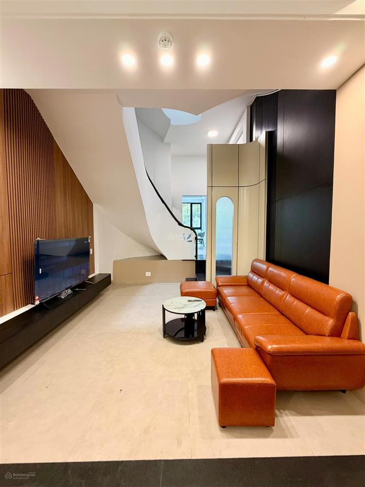 Bán nhà 4t nguyễn xuân nhĩ, hải châu, đà nẵng, cách sông vài bước chân, thoáng mát .