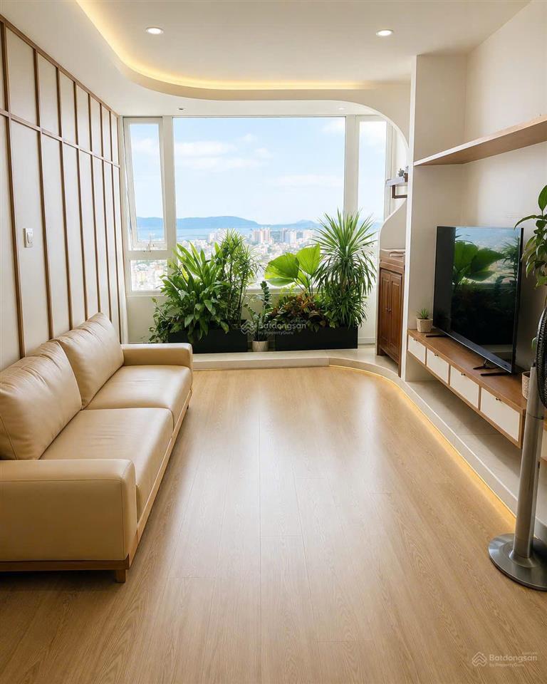 Căn chung cư hagl 3 phòng ngủ, nội thất đẹp, 117m2 (góc)  chủ thiện chí bán 5,2 tỷ thương lượng