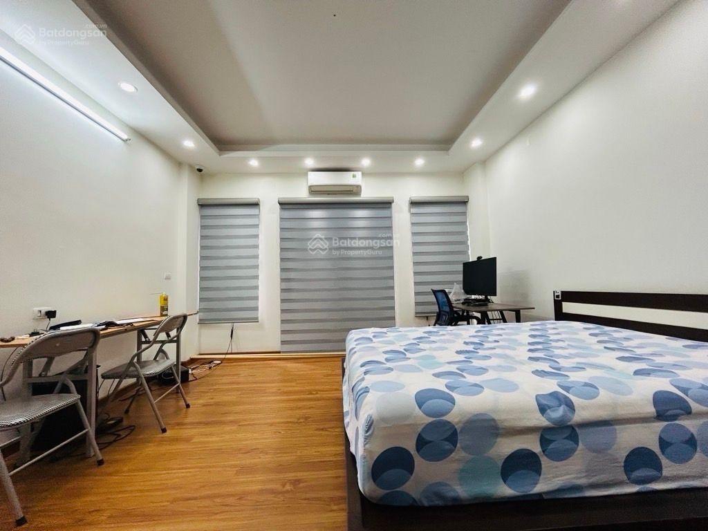 Chính chủ cần bán nhà hai bà trưng, khu phân lô ô tô ra vào tuyệt đẹp, 5 tầng thang máy sịn 16 tỷ