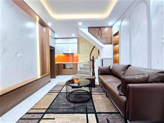 Bán nhà riêng tại kim ngưu, minh khai, gần đường to, 4,6 tỷ, 20m2, 3pn, 3wc, 5 tầng, pháp lý đầy đủ