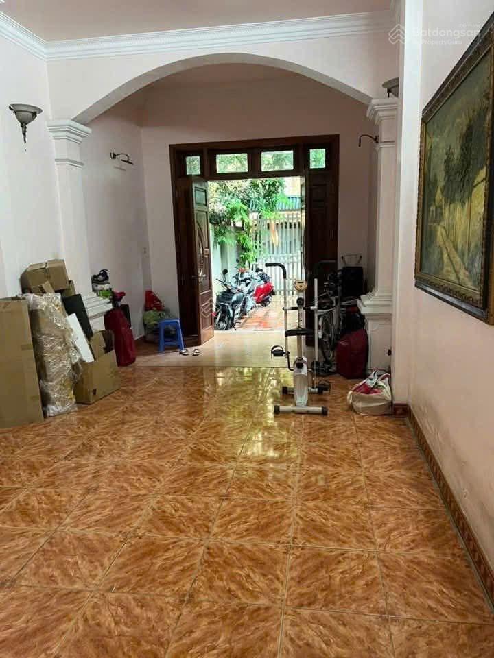 Cho thuê nhà riêng tại lê trọng tấn, 100m2 thanh xuân, vừa làm văn phòng công ty vừa ở chỉ 25 triệu