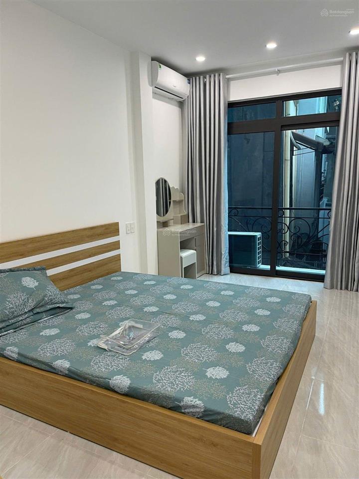Bán nhà riêng tại võ thị sáu, 7,7 tỷ, 33m2 giá tốt có sổ đỏ riêng, đường ô tô gần nhà