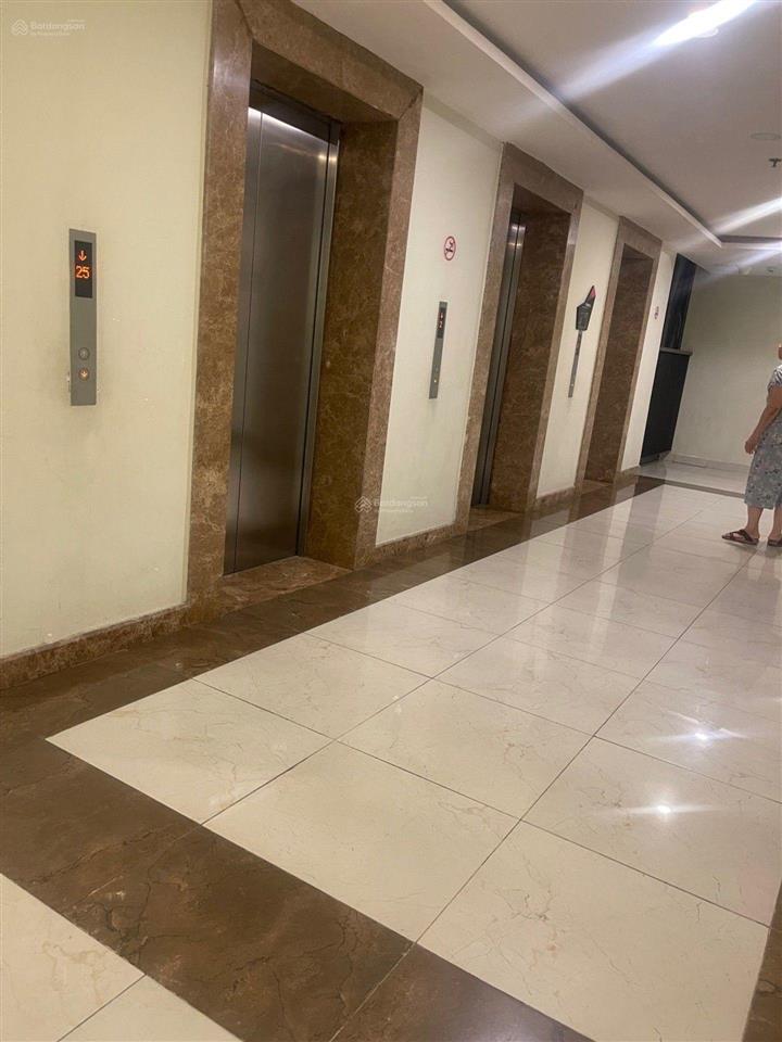Bán căn hộ chung cư 50m2, 2pn, 1wc tại khu đô thị ecopark, 2,7 tỷ