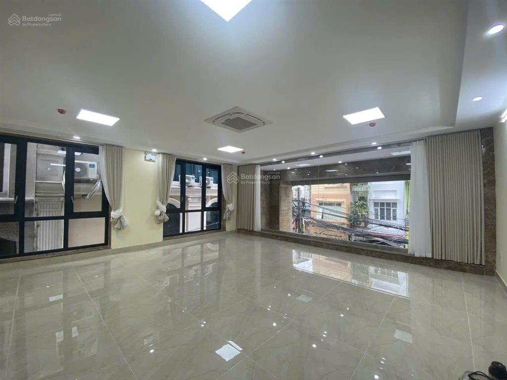 Cho thuê tòa building 11 tầng mới 100% 2 tầng hầm, phố thái hà, phạm ngọc thạch, giá 600 triệu