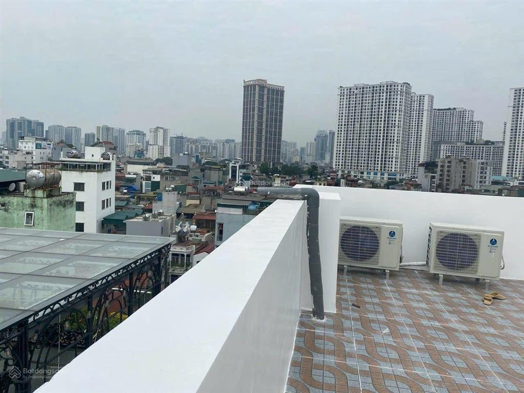 Cho thuê tòa building 11 tầng mới 100% 2 tầng hầm, phố thái hà, phạm ngọc thạch, giá 600 triệu