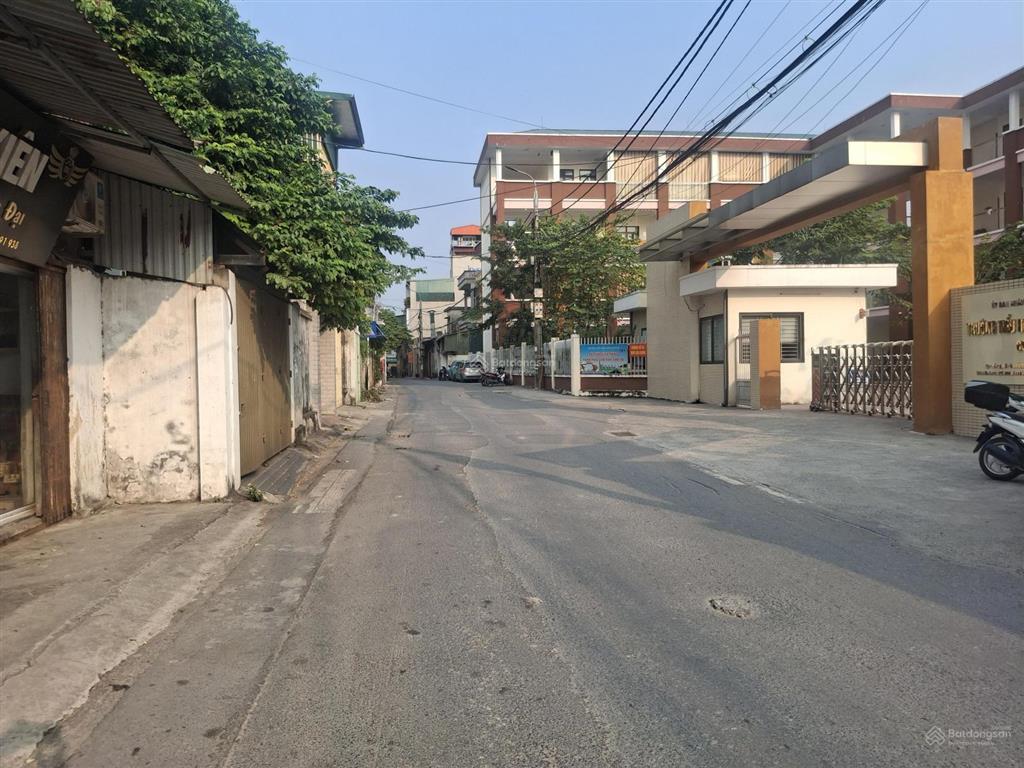 Bán đất tặng nhà c4 mặt phố vĩnh quỳnh, mặt tiền đường 2 ô tô tránh, kinh doanh đỉnh có 22 tỷ