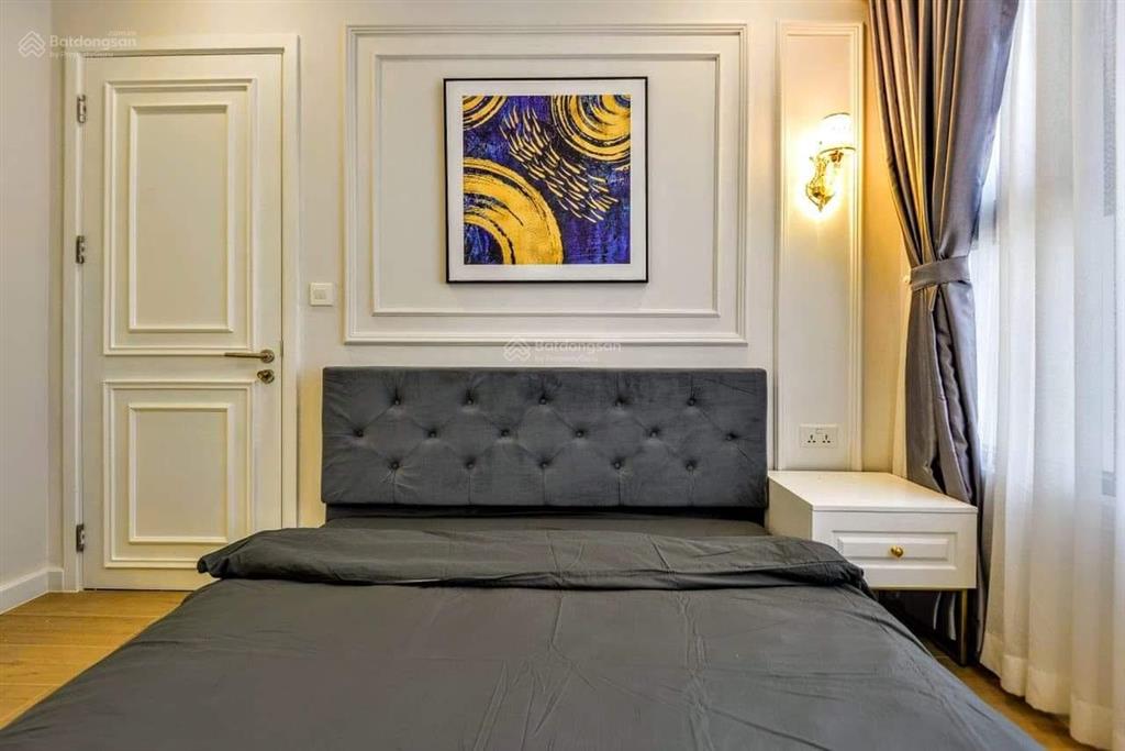 Cho thuê căn hộ kingdom 2pn + 2wc, nội thất cơ bản 18tr/tháng