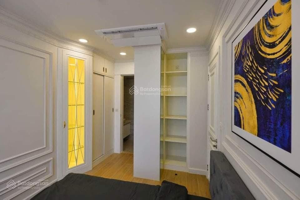 Cho thuê căn hộ kingdom 2pn + 2wc, nội thất cơ bản 18tr/tháng