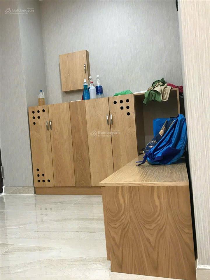 Anh trai gửi bán căn hộ cosmo giá rẻ hơn thị trường 200tr 114m2 view trường quốc tế việt úc