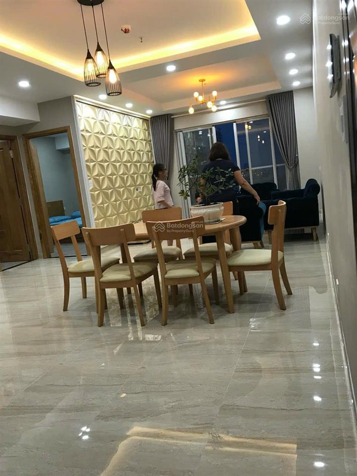 Anh trai gửi bán căn hộ cosmo giá rẻ hơn thị trường 200tr 114m2 view trường quốc tế việt úc