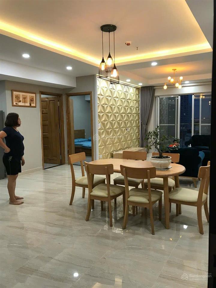 Anh trai gửi bán căn hộ cosmo giá rẻ hơn thị trường 200tr 114m2 view trường quốc tế việt úc