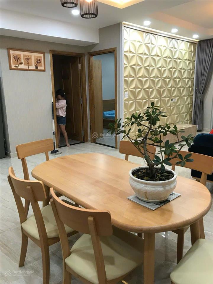 Anh trai gửi bán căn hộ cosmo giá rẻ hơn thị trường 200tr 114m2 view trường quốc tế việt úc