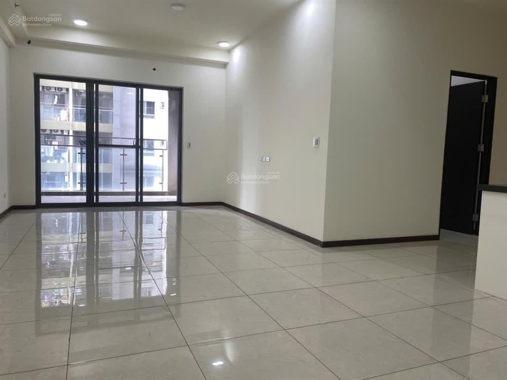 Chính chủ cần bán gấp căn hộ dockland 3pn 2wc  đã có sổ hồng