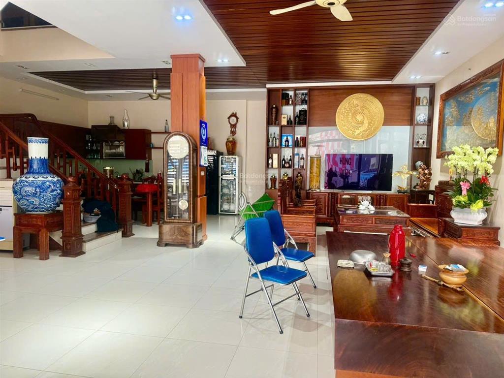 Bán nhà 130m² 4 tầng đẹp khu đấu giá mậu lương, kiến hưng giá nhỉnh 30 tỷ.