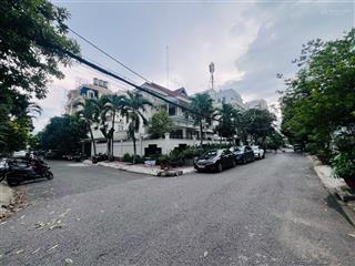 Đất đẹp 300m2 (ngang 15m) khu 216 nguyễn văn hưởng  250tr/m2 tl