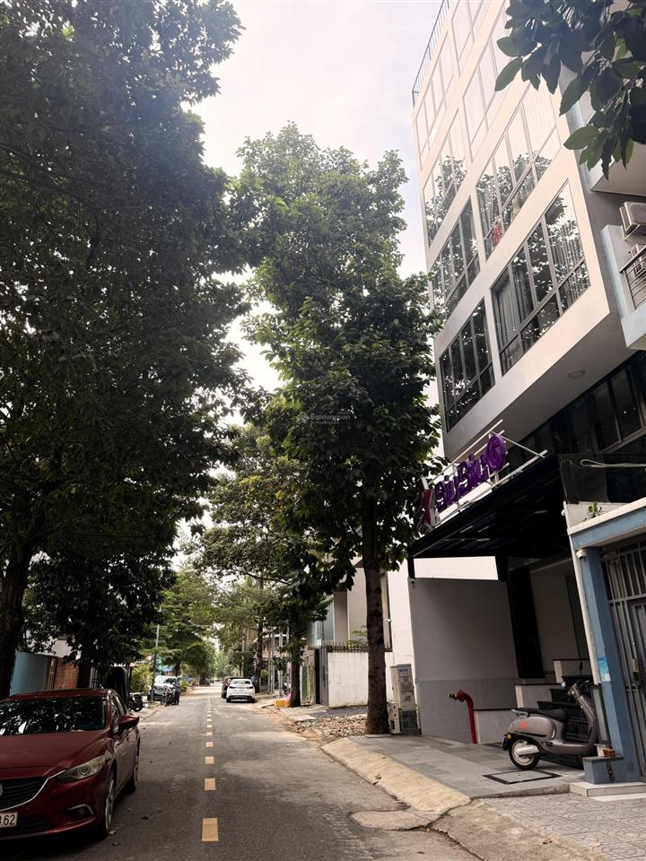 Đất huy hoàng 8x20m đường 12m ngay trương văn bang  275tr/m2