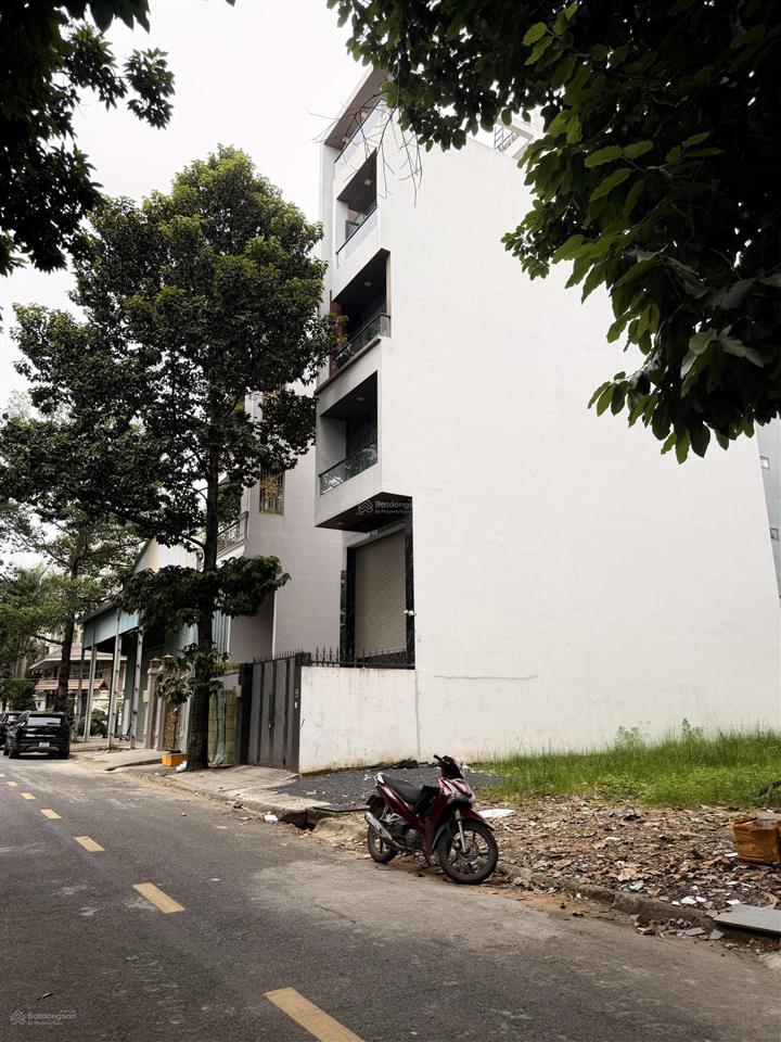 Đất huy hoàng 8x20m đường 12m ngay trương văn bang  275tr/m2
