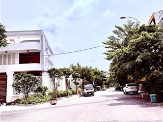 Bán nền biệt thự 20x20m mặt tiền bùi tá hán  giá 220tr/m2