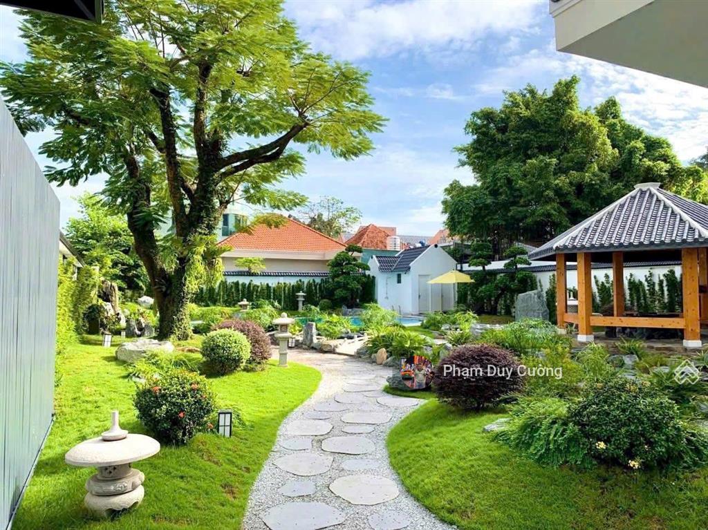 Siêu biệt thự 1018m2 mặt tiền sông 43m  giá 280 tỷ