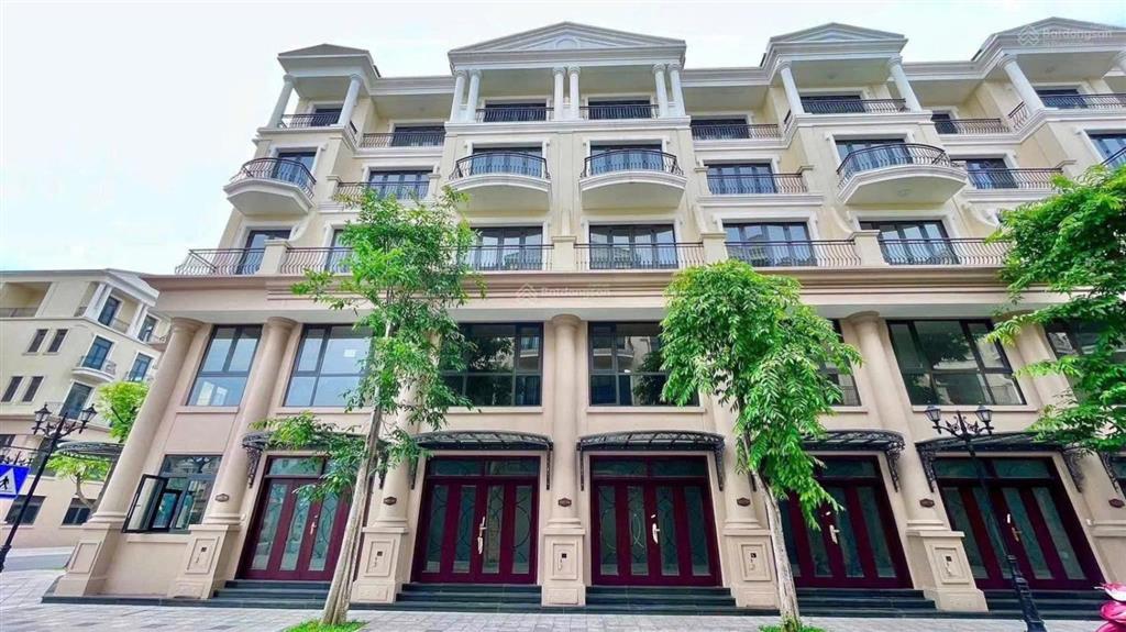 Siêu phẩm đảo dừa  giá tốt chỉ 10,3 tỷ bao phí vị trí đảo dừa, diện tích 70m2