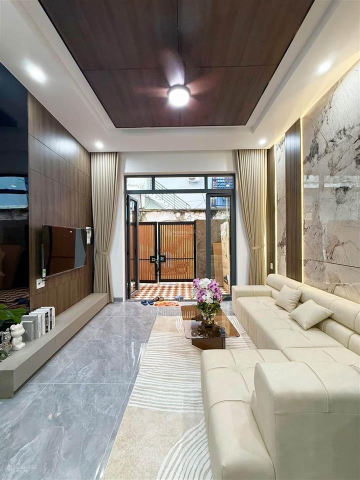 Bán nhà kiệt oto bắc đẩu, cách đường chỉ vài bước chân.