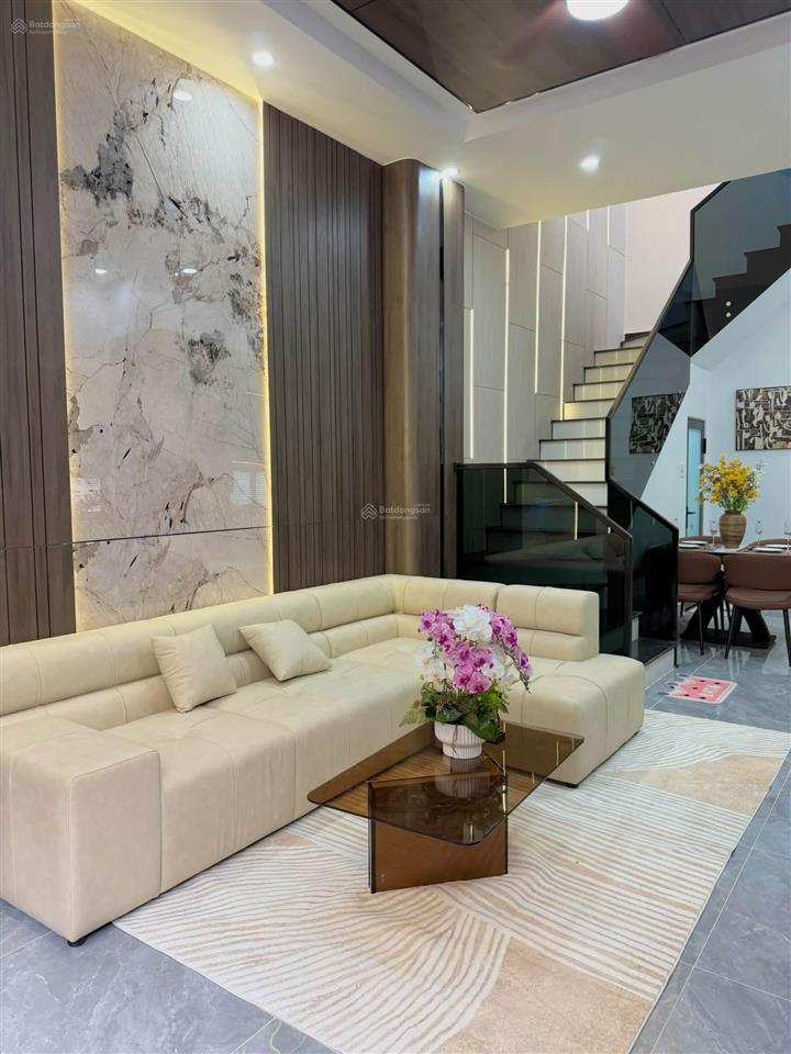 Bán nhà kiệt oto bắc đẩu, cách đường chỉ vài bước chân.