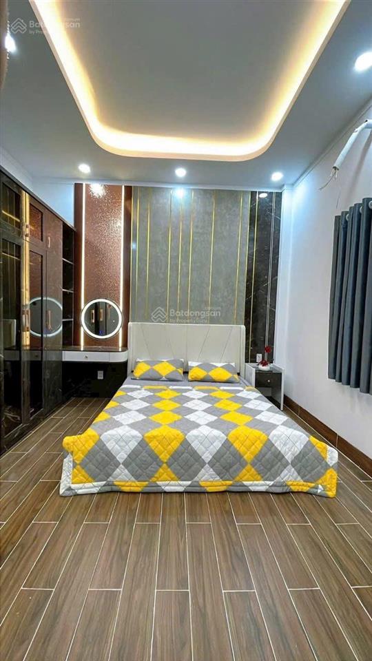Cho thuê nhà mới xây 100% trệt 2 lầu phú lợi tdm . gần ngã tư lê hồng phong .gần trường nguyễn