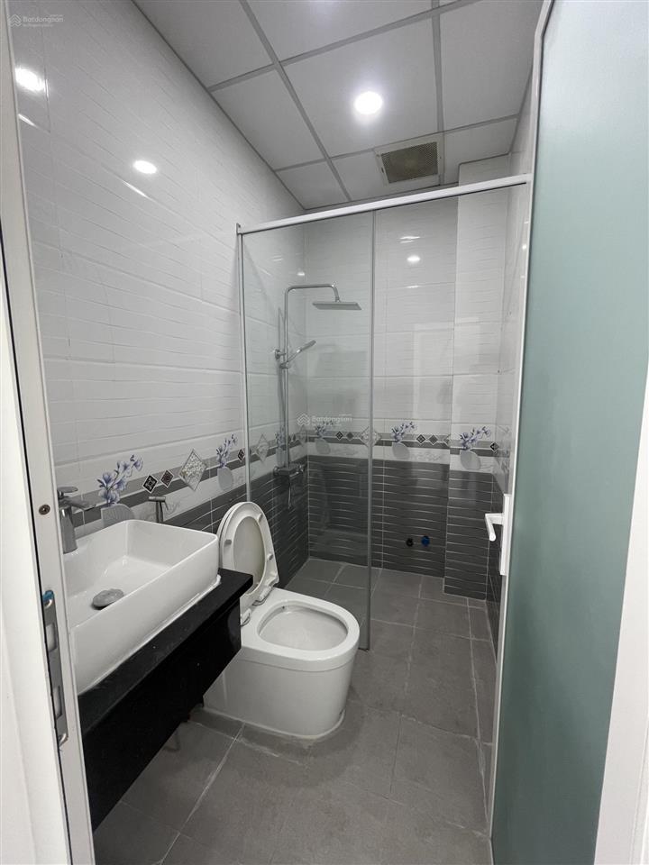 Cho thuê nhà 1 trệt 1 lầu chánh mỹ, 1 sẹc đường nguyễn văn cừ cách cầu phú cường và phố đi bộ bđ