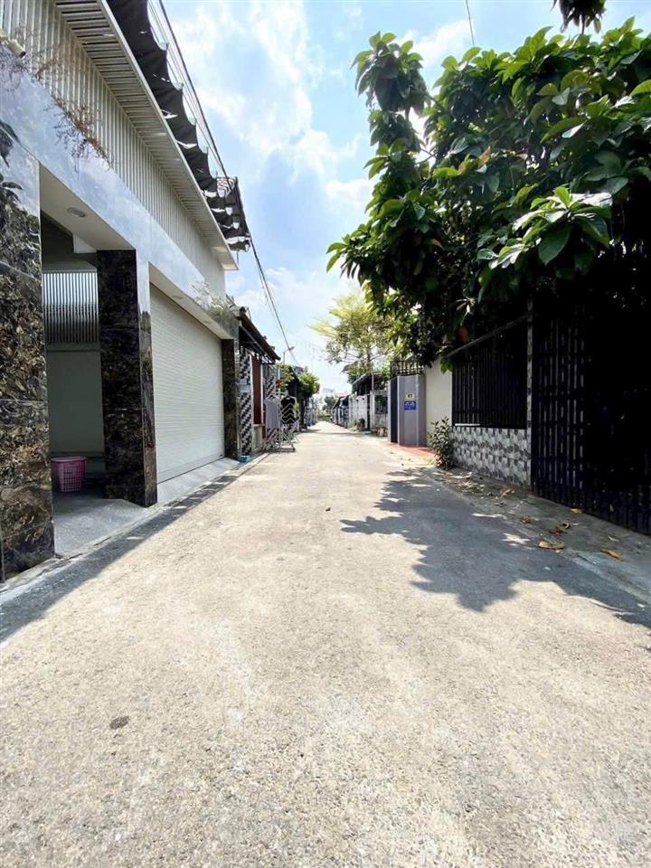 Cho thuê nhà hẽm 178 huỳnh văn luỹ trung tâm thủ dầu một bình dương
gần trung tâm chợ  trường
diệ