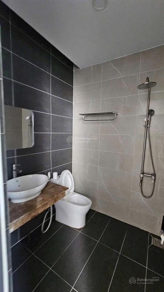 Cho thuê nhà 1 trệt 1 lầu nhánh hẻm đường nguyễn tri phương chánh nghĩa gần chợ thủ dầu một phố đi