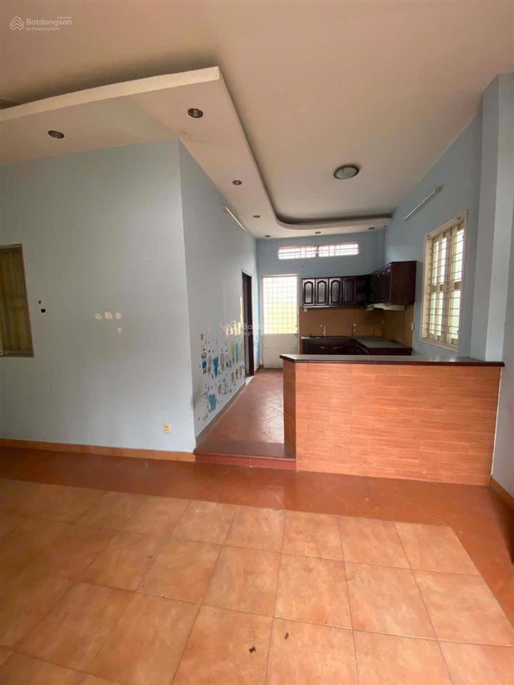 Cho thuê nhà & đất mt ql 13 , gần ub phường định hoà củ, gần ngã 4 sở sao, kdl đại nam
dt 10 x 40 s